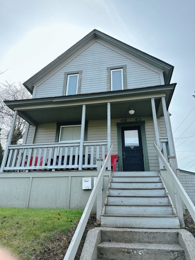 Building Photo - PRELEASE: 4bd/2ba next to Aslan Brewing Downtown