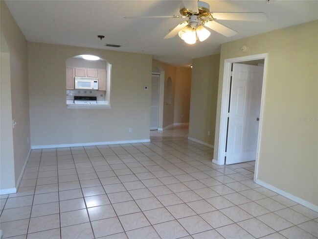 Photo - 3930 Southpointe Dr Condominio Unidad 220