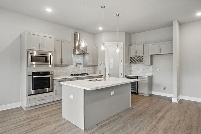 Building Photo - 3500 McBride St