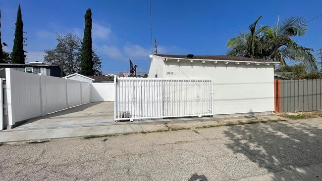 10452 Balboa Blvd Unit 2