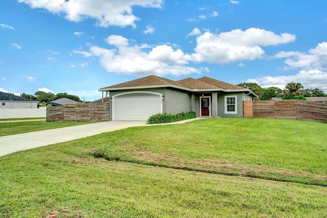 Photo - 2001 SW Aguero St