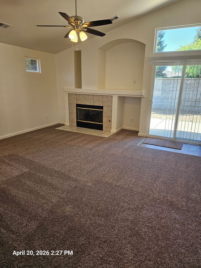 Photo - 3822 E Four Creeks Ct