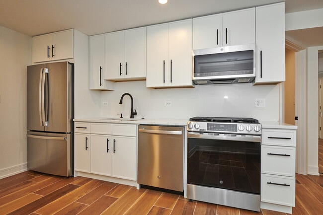 Photo - 5200 N Winthrop Ave Unit GN