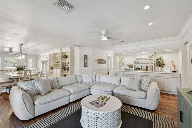 Photo - 5606 America Dr Unit SI FL1-ID1590872P