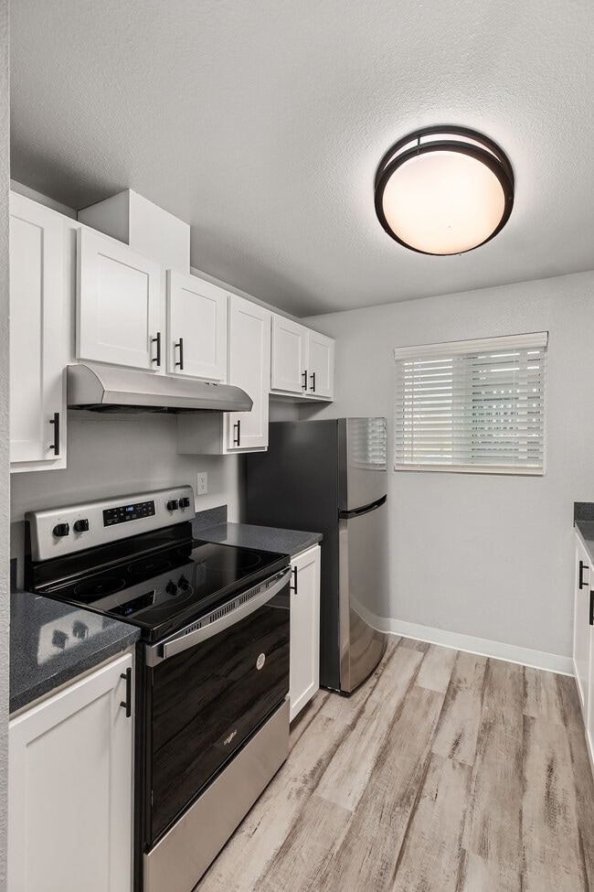 The Landing at North 26th - The Landing at North 26th Apartments