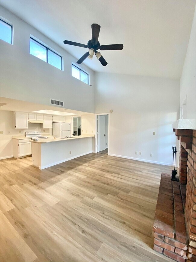 Building Photo - 633 W Southern Ave Unit 1180 Rental