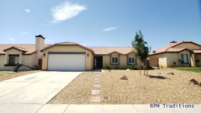 3 + 2 in Rosamond! - 3 + 2 in Rosamond! House