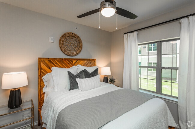2BR, 2BA - 1039SF Bedroom