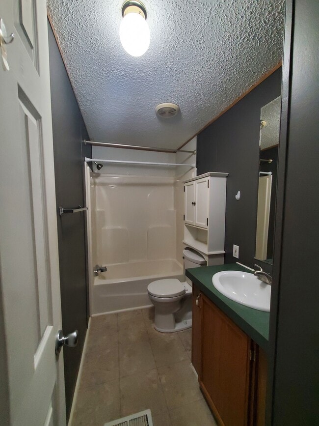 Photo - 168 Schroyers Ln