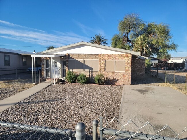 Building Photo - 1 Bedroom House in Bullhead City