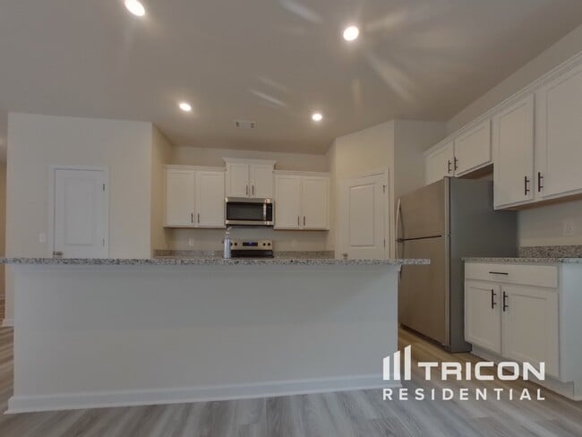 Photo - 449 Prescott Wy