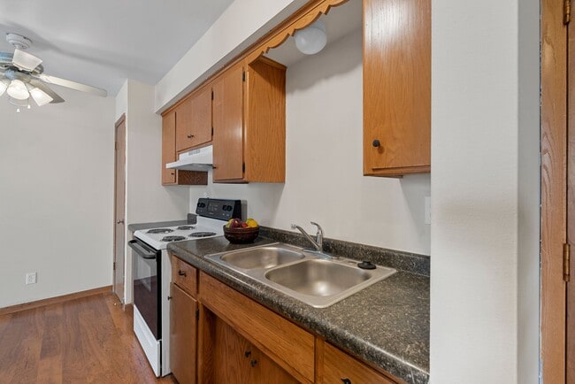 Appleton Apts