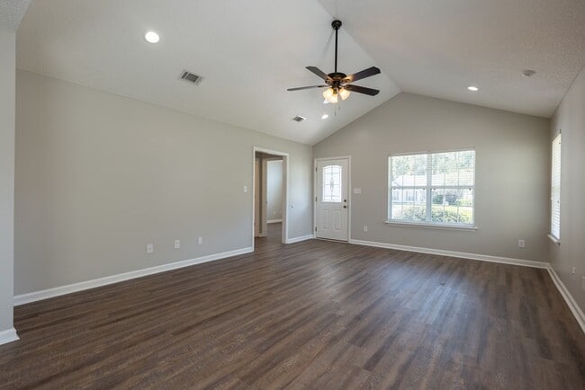 Photo - Inviting 3BR Home with Open Split Floor Plan, Fenced Yard & Covered Porches in Northlake