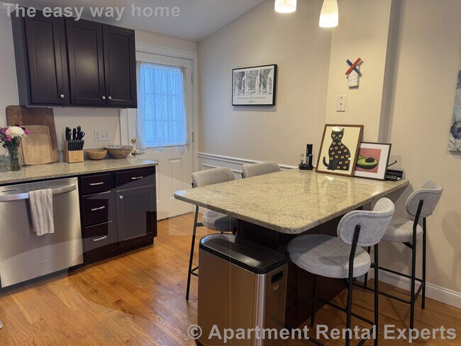 Photo - 11 Winthrop Ct