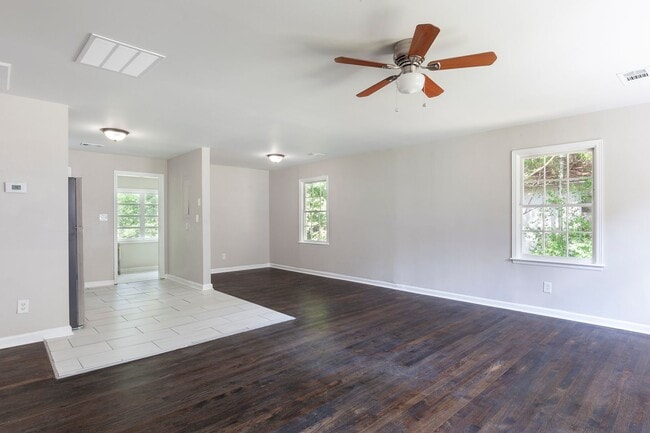 Photo - 713 W Peachtree St NW