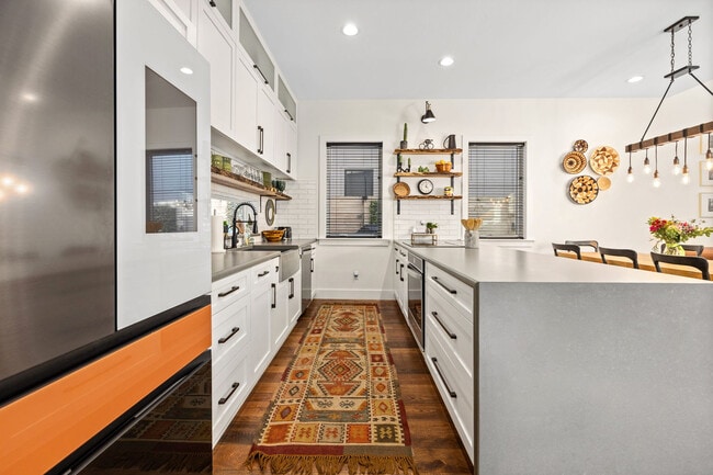 Photo - 510 SE Tourmaline Mews Unidad ID1221914P