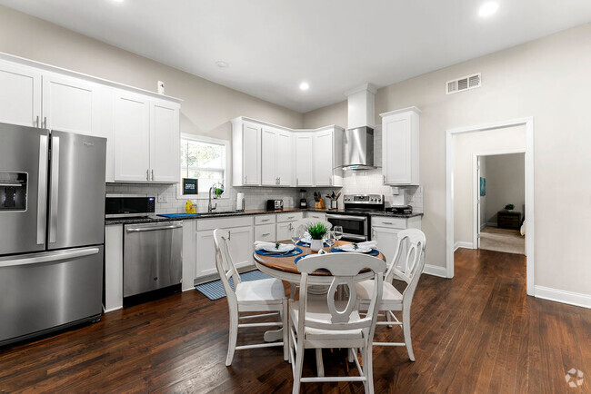 Building Photo - 6136 Hopkins St NE Rental