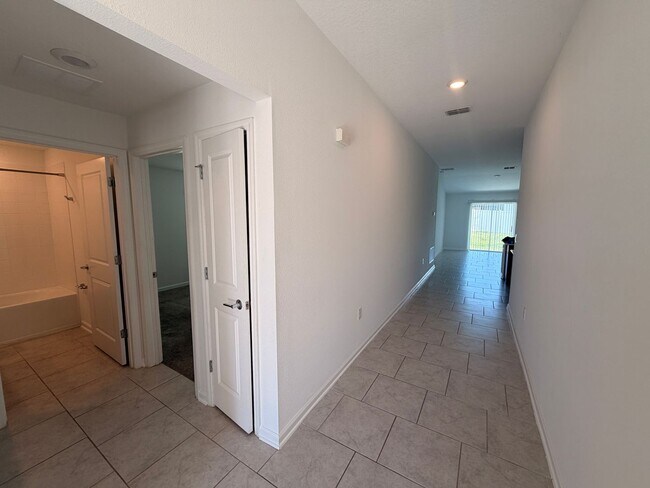 Photo - Single Family House Minutes to Davenport Posner Park Shopping Mall