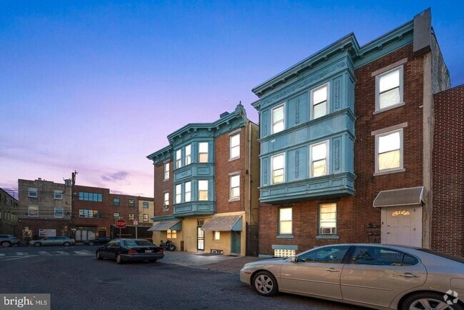 Building Photo - 820 S Darien St Unit 2 Rental