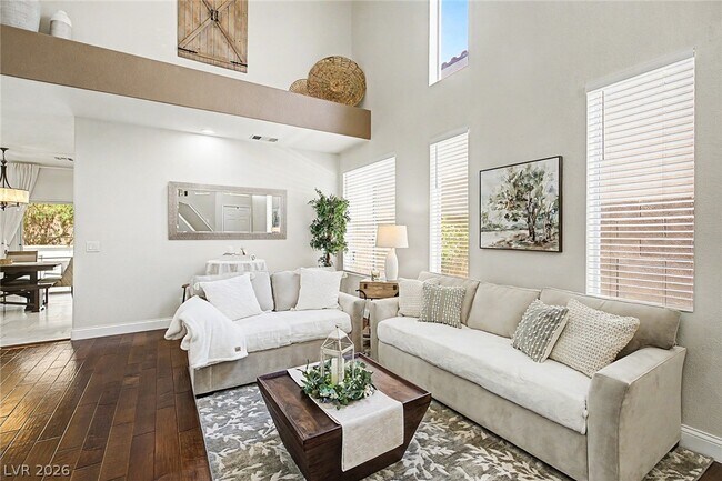Photo - 2025 Shining Feather Ln