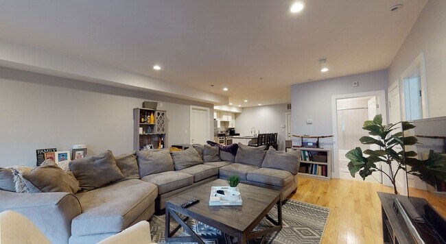 Photo - 339 W Broadway Unit 11