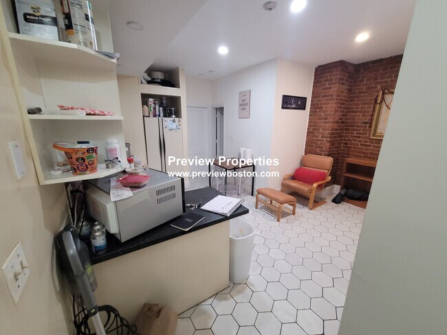 56 Park Vale Ave Unidad 9