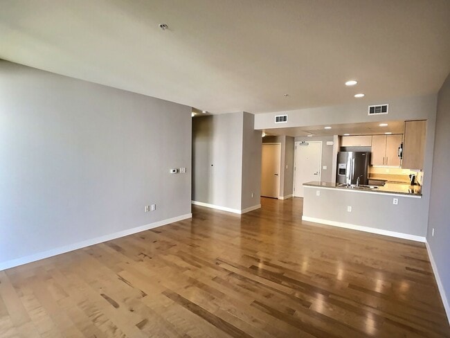 1 Bedroom Flat for Rent at Plant 51 in Dow... - 1 Bedroom Flat for Rent at Plant 51 in Dow... Unidad 3190 Rental
