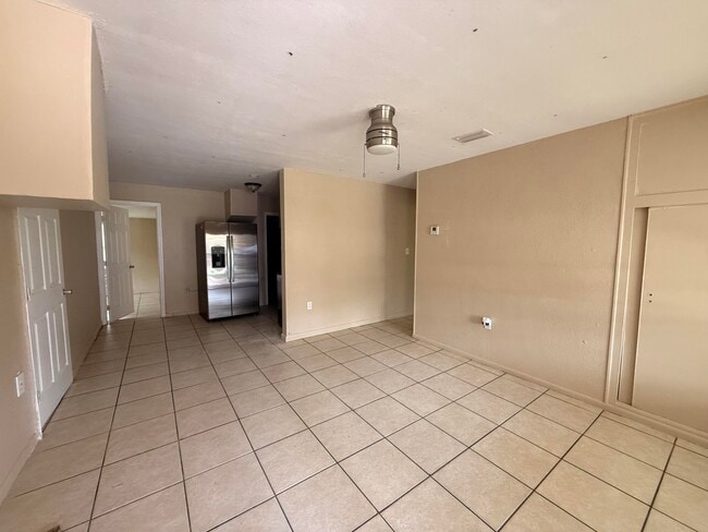 Photo - 1604 Zephyr Ave