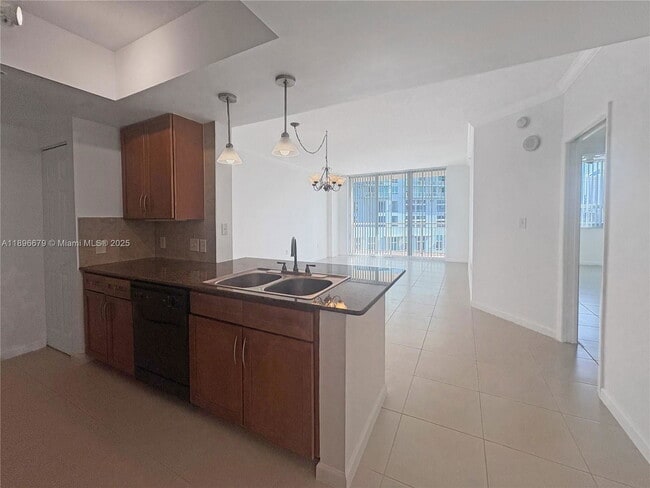 Photo - 2000 N Bayshore Dr Unit 1406