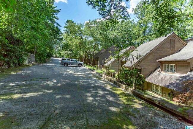 Photo - 327 Heath Dr Unit 327