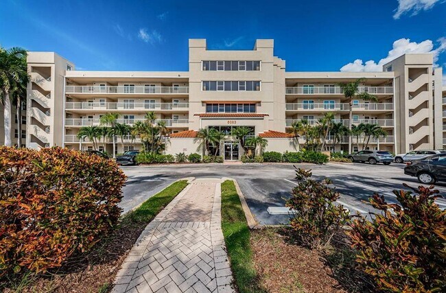 6083 Bahia Del Mar Cir N Unit 159