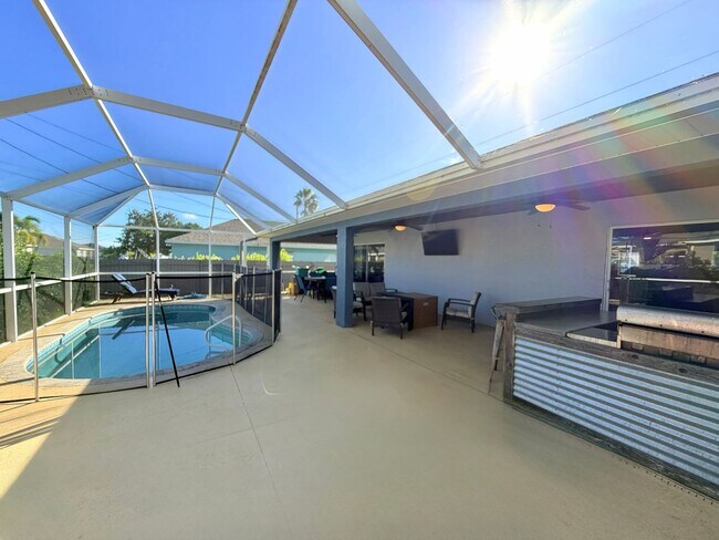 Photo - Beautiful Pool Home with 4 Beds, 2 Baths i...