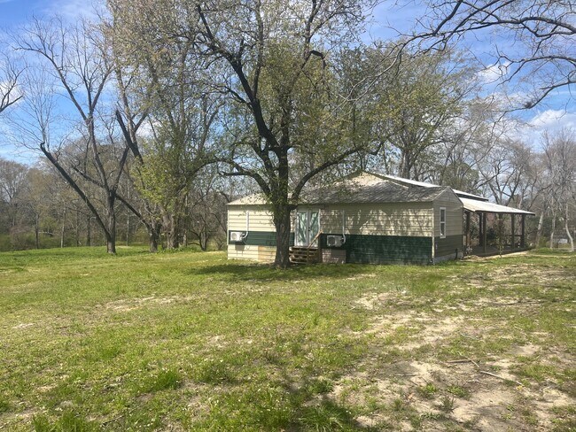 Photo - 17 B St