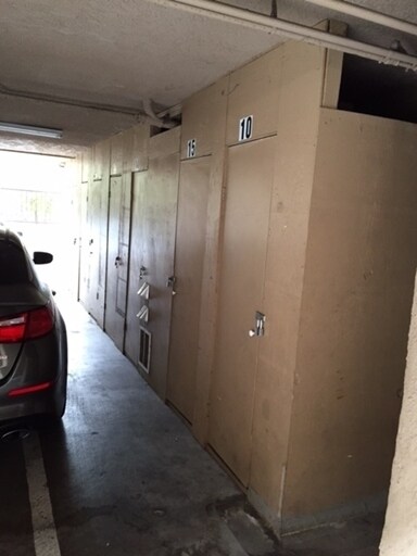 Photo - 6955 Baird Ave