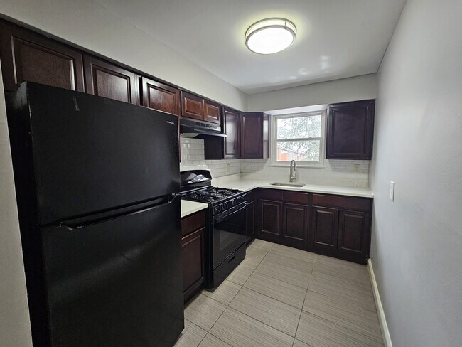 Photo - 363 Park Ave Unidad F