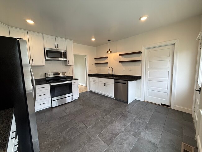 Photo - 317 E 1st Ave