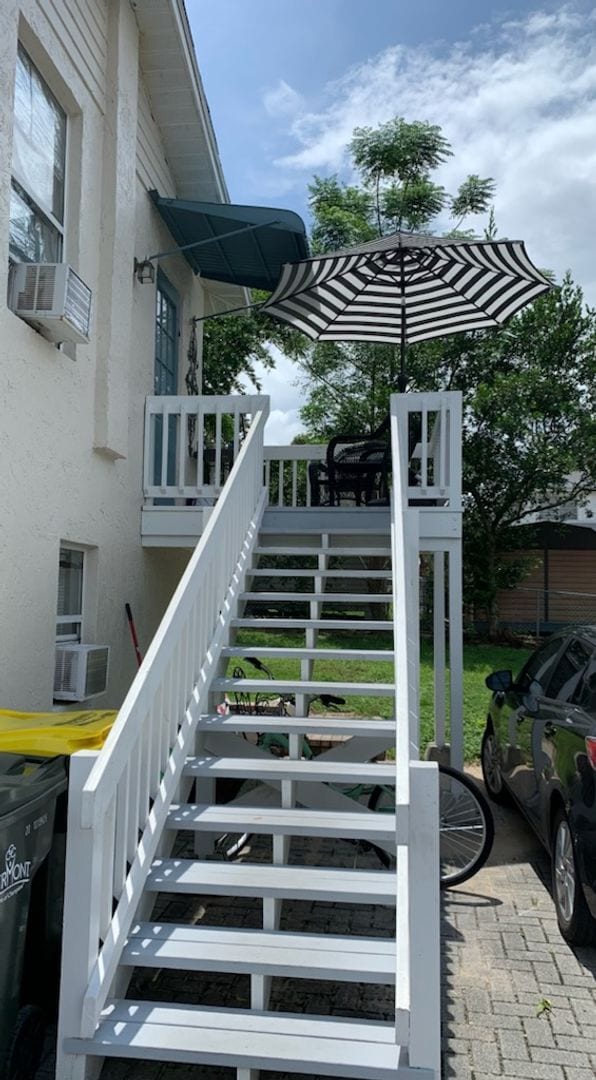 Photo - 669 W Osceola St