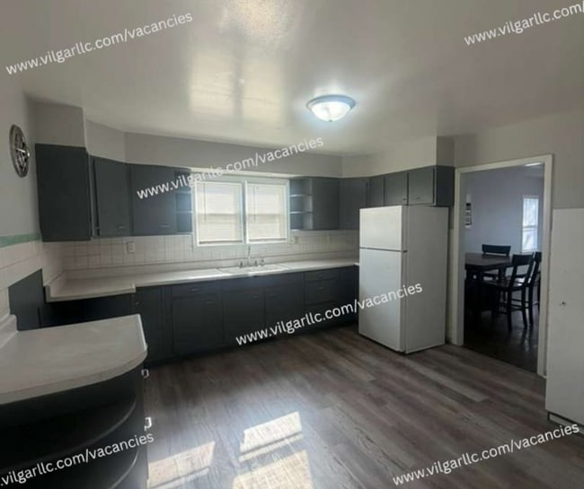 Photo - FOR RENT — SPACIOUS 3 BED / 1.5 BATH HOME