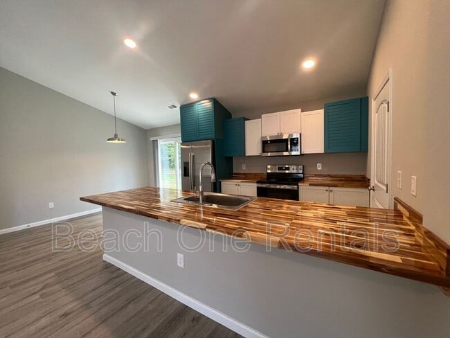 Photo - 4011 Cordoba Dr