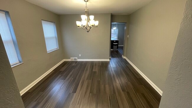 Photo - 2311 Grandview Ave