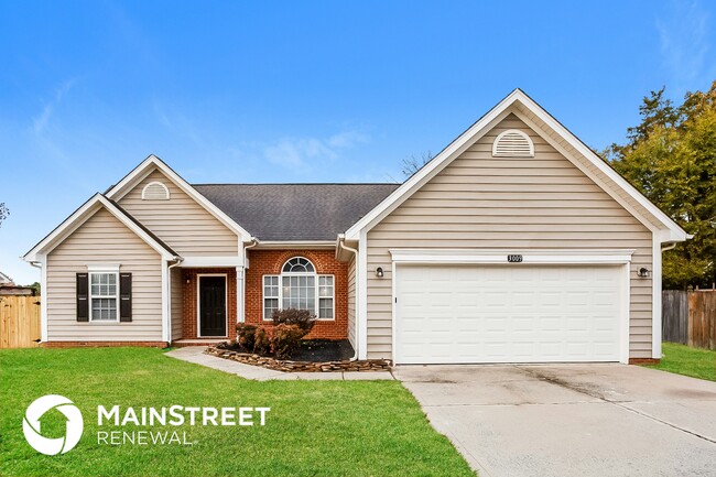 Photo - 3009 Morning Mist Ln