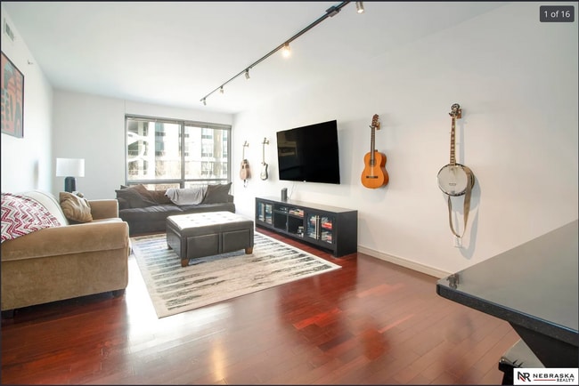 Building Photo - 120 S 31st Ave Unit 5313