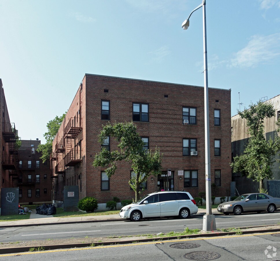 193-20 Jamaica Ave - 193-20 Jamaica Ave