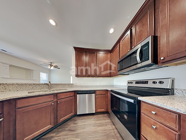 Photo - 136 Marinella Dr