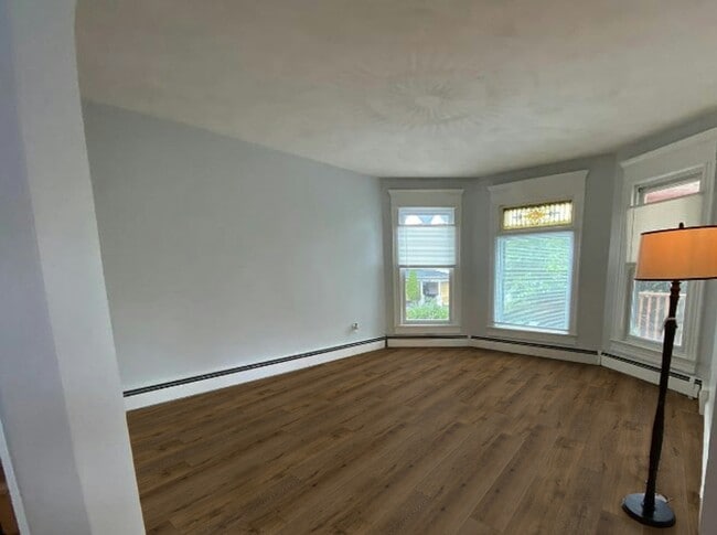 Photo - 848 Quincy Ave