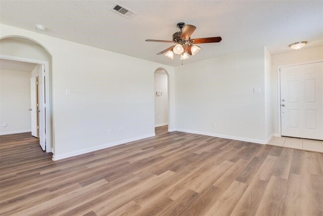 Photo - 26918 Graybill Ct