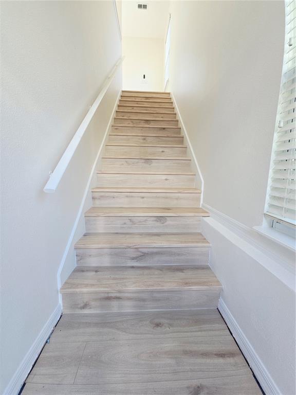 1106 Rush Ct Unit B