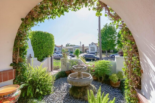 Photo - 2610 S Halm Ave