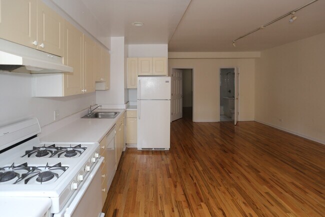 Photo - 922 W Dakin St Unidad 201