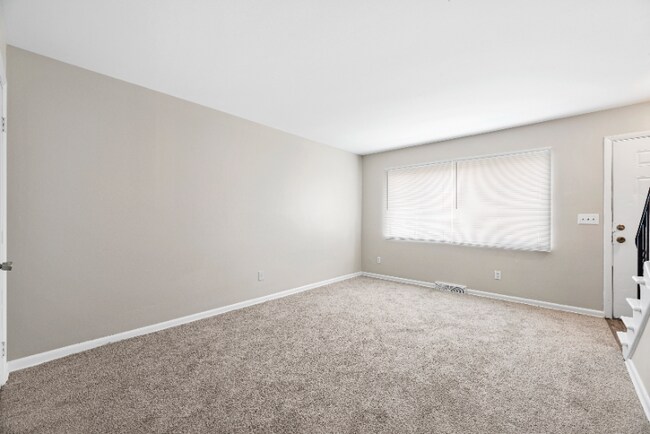 Photo - 800 Harrisburg Pike Unit 2 bedroom townhomes